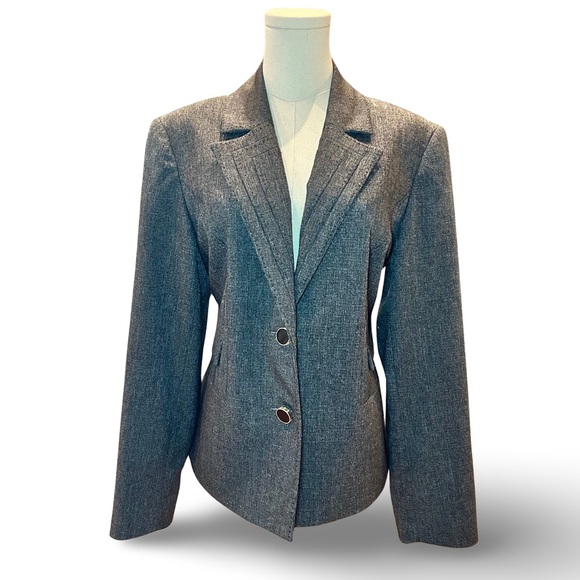 Women's Louben Grey with Godet on Back Size 8 - Picture 1 of 15